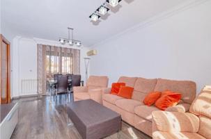 Chalet en venta en Ogíjares, Calle Jaén, 18151 photo 0