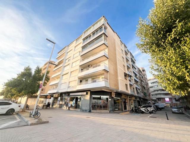 Apartamento en venta en Santa Pola, Club nautico photo 0