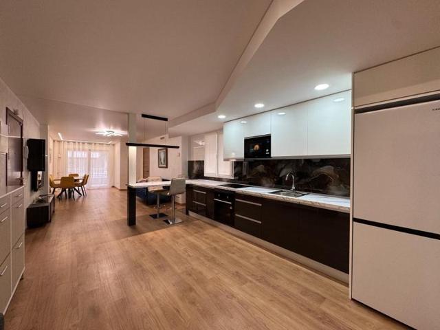 Apartamento en venta en Torrevieja, Playa del cura photo 0