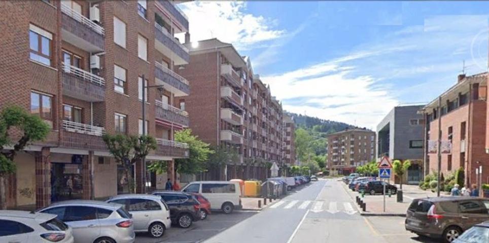 Piso en venta en Arrigorriaga, Centro photo 0