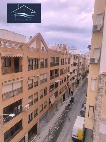 Piso en venta en Alicante, Centro photo 0