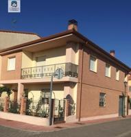 Casa en venta en Santovenia de Pisuerga, Centro photo 0