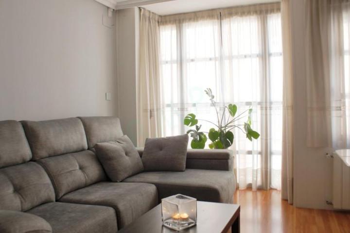 Adosada en venta en Albacete, Industria photo 0