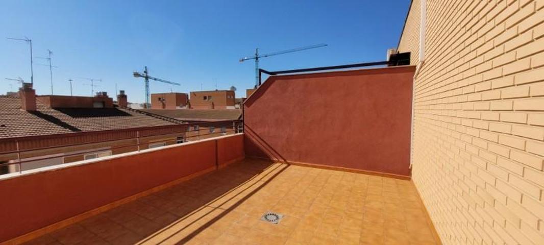 Aticos en venta en Albacete, El Pilar photo 0