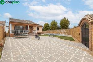 Chalet en venta en Láchar, Avenida andalucía photo 0