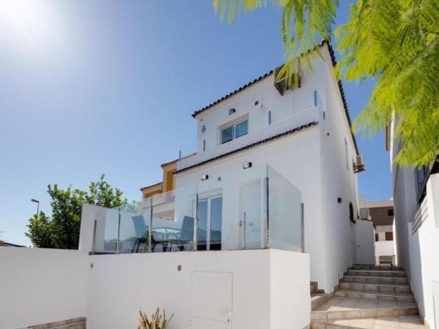Chalet en venta en Torrevieja, Torreblanca photo 0