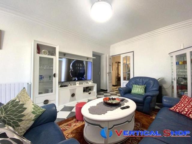 Casa en venta en Caudete, San Vicente photo 0