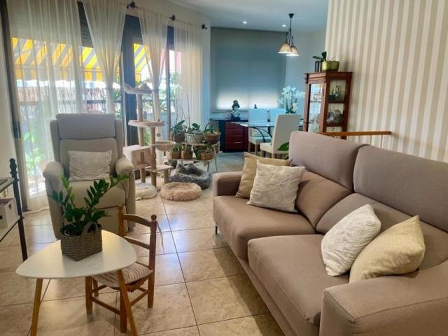 Edificio en venta en Benicarló, Plaza de ramón llull photo 0