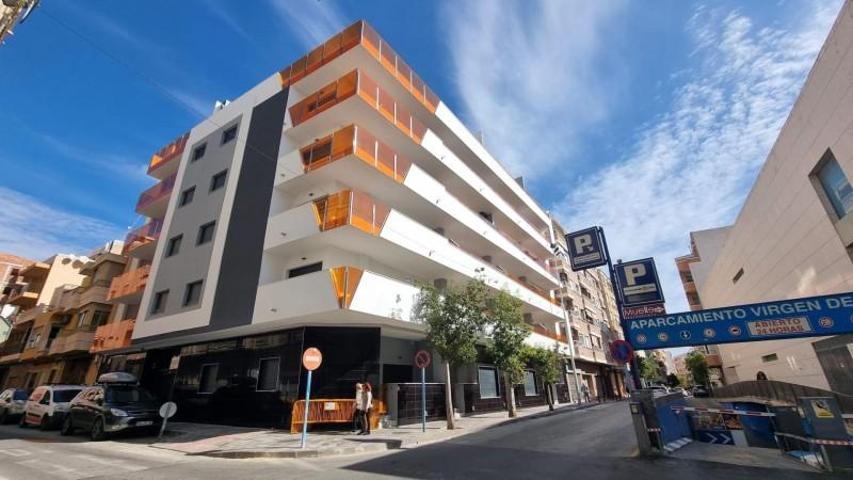 Apartamento en venta en Torrevieja, Playa del Cura photo 0