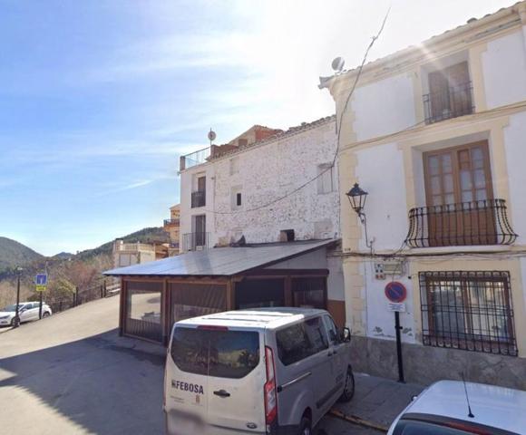 Casas de pueblo en venta en Bogarra, Bogarra photo 0