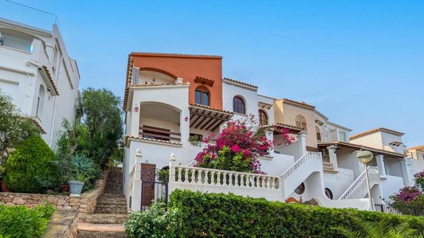 Bungalow en venta en Santa Pola, Avenida Escandinavia, 03130 photo 0