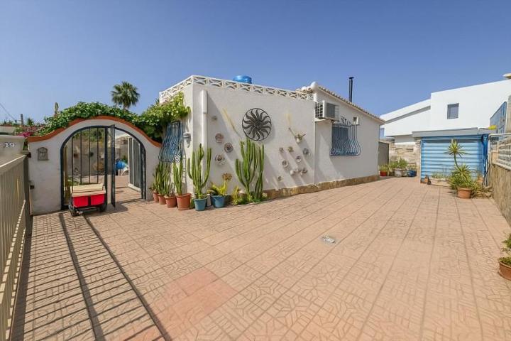 Chalet en venta en Els Poblets, Els poblets photo 0