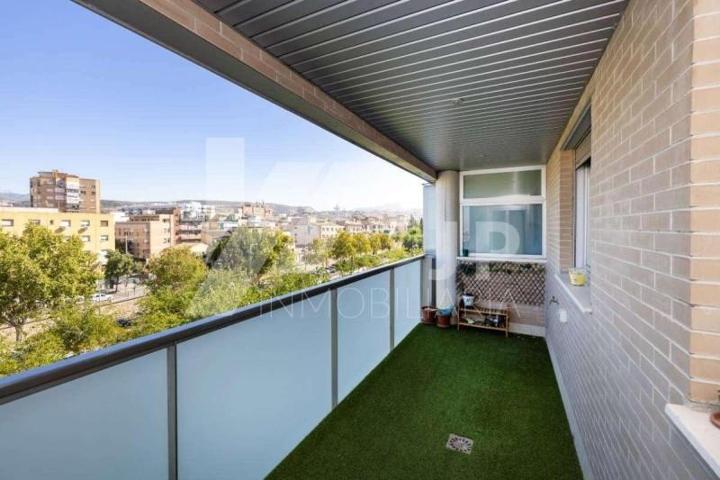 Piso en venta en Granada, Campus de la Salud photo 0