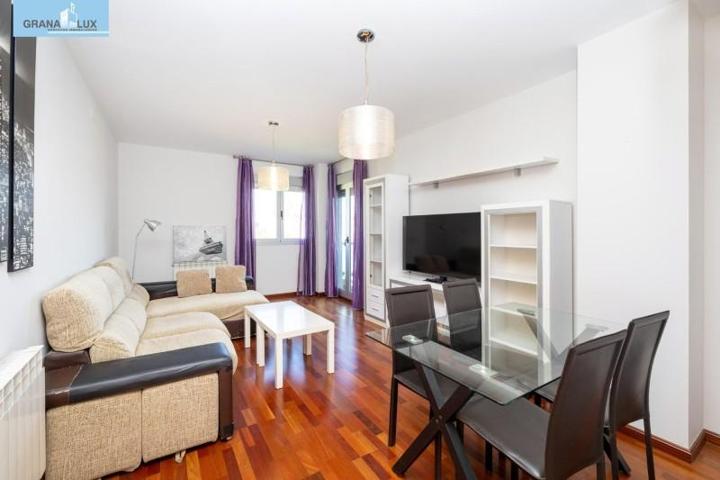 Piso en venta en Granada, Campus de la Salud photo 0