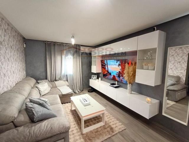 Piso en venta en Madrid photo 0