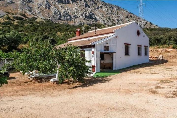 Casa con terreno en venta en Antequera, Bobadilla - Bobadilla Estación - La Joya photo 0