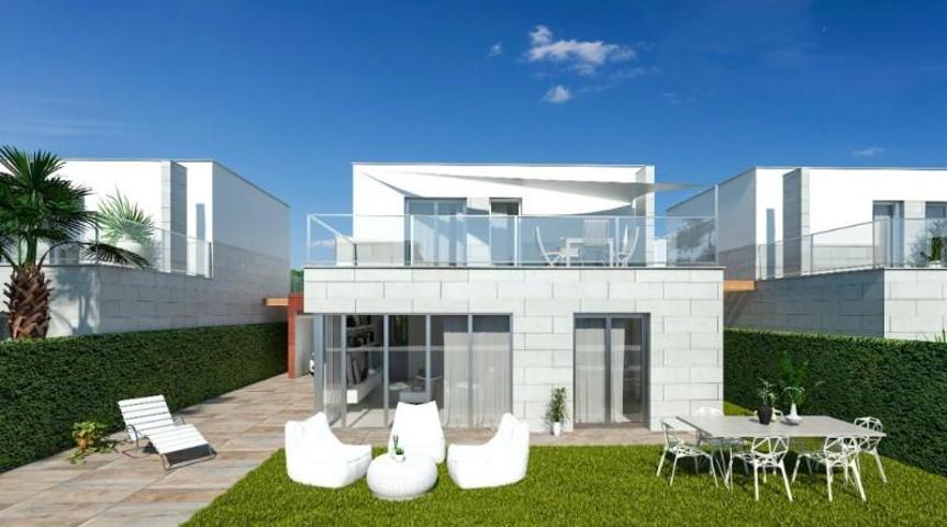 Chalet en venta en Los Alcázares photo 0