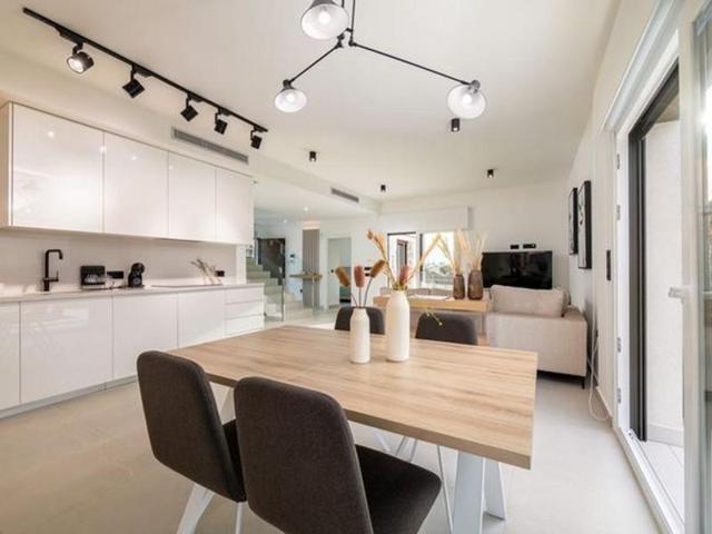 Chalet en venta en Algorfa, Comunidad valenciana photo 0