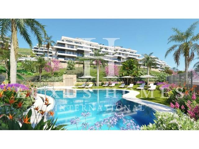 Apartamento en venta en Mijas photo 0