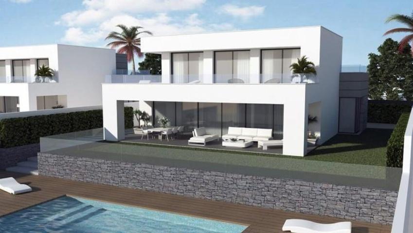 Chalet en venta en Manilva photo 0