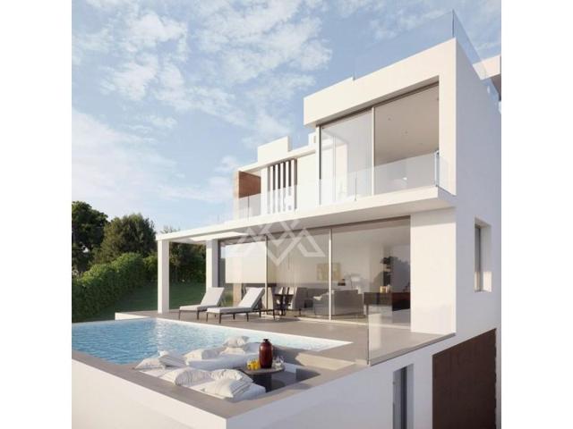 Chalet en venta en Estepona photo 0