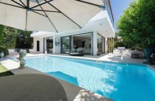 Chalet en venta en Estepona, Estepona East - Arboleda photo 0