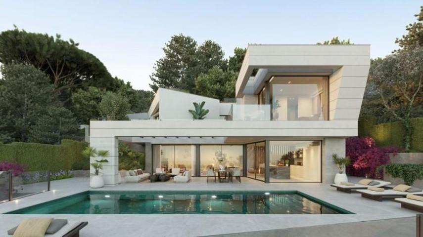 Chalet en venta en Málaga photo 0