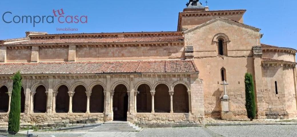 Garaje en alquiler en Segovia, Casco antiguo photo 0