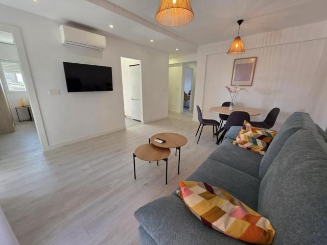 Habitación en alquiler en Granada, La Chana photo 0