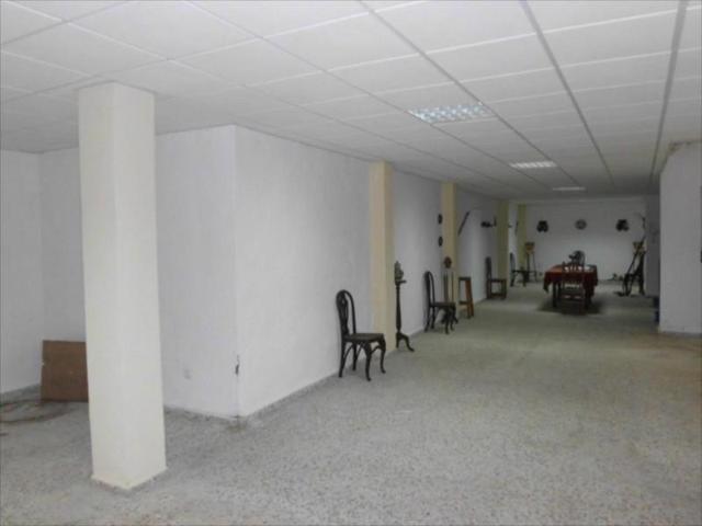 Local comercial en alquiler en Lucena, Lucena photo 0
