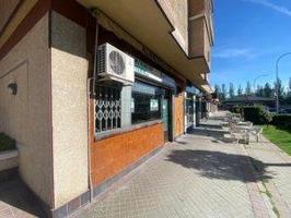 Local comercial en alquiler en Valladolid, Huerta del Rey photo 0