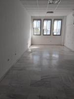 Local comercial en alquiler en Dos Hermanas, Centro photo 0