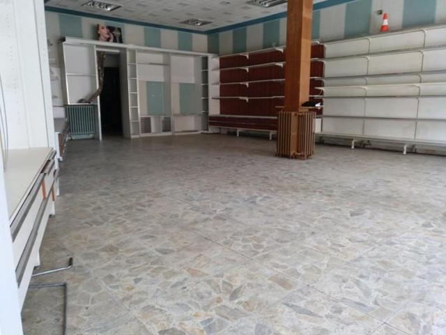 Local comercial en alquiler en Segovia, San lorenzo photo 0