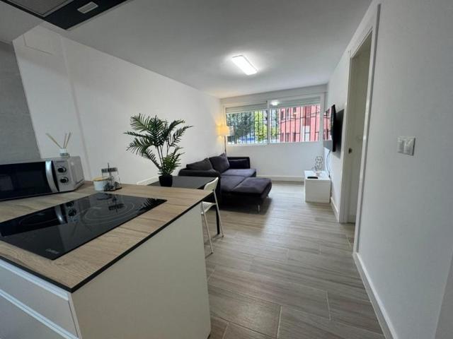 Piso en alquiler en Granada, Alminares photo 0