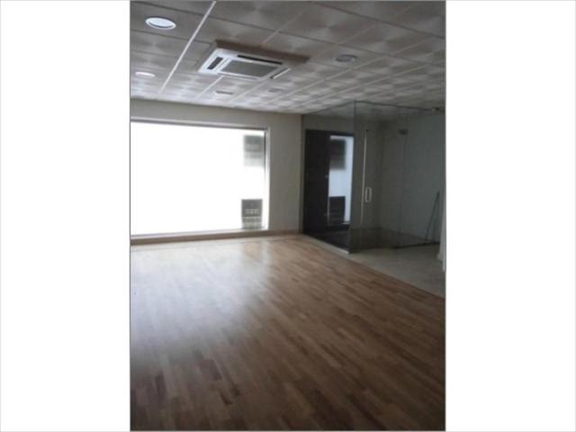 Local comercial en alquiler en Lucena, Lucena photo 0