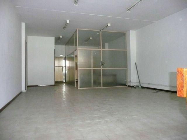 Local comercial en alquiler en Tudela, Paseo de Pamplona, 31500 photo 0