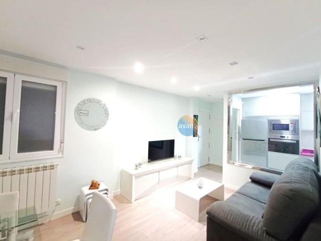 Apartamento en alquiler en Salamanca, Centro - Rua photo 0