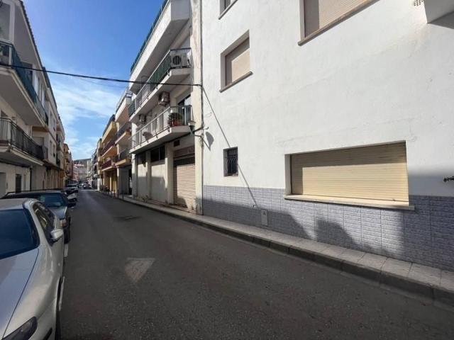 Local comercial en alquiler en Llançà, La vila photo 0
