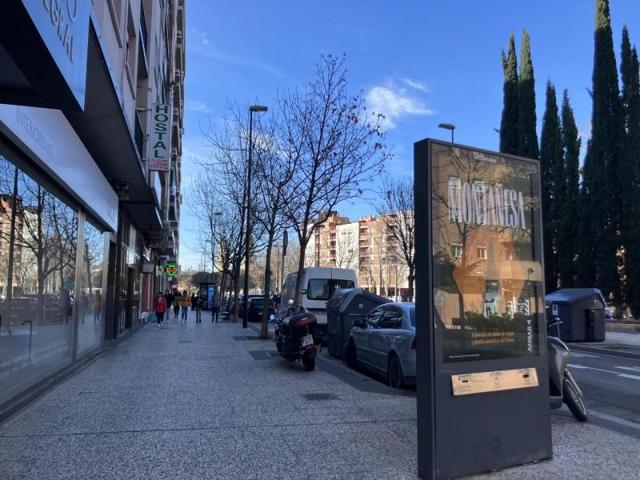 Local comercial en alquiler en Zaragoza, Avenida de Cataluña, 50014 photo 0