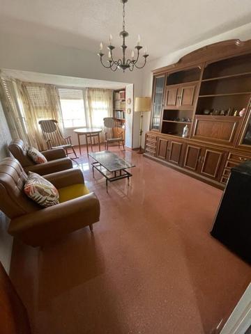 Piso en alquiler en Alicante, Mercado photo 0