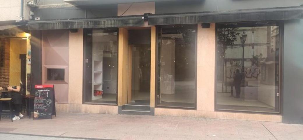 Local comercial en alquiler en Ponferrada, Centro photo 0