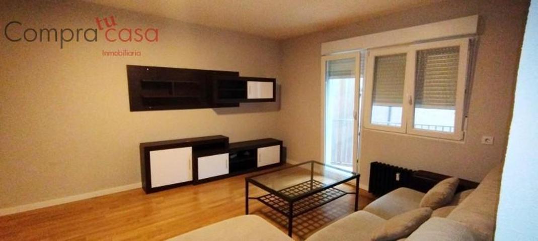 Piso en alquiler en Segovia, Universidad photo 0