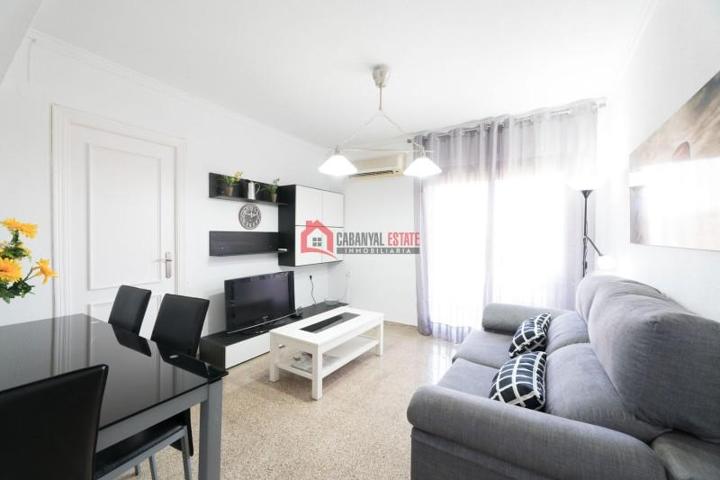 Apartamento en alquiler en Valencia, Malvarrosa photo 0