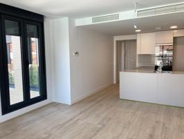 Piso en alquiler en Madrid, Bellas Vistas photo 0