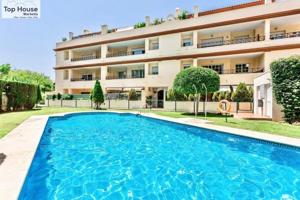 Piso en alquiler en Marbella, Elviria photo 0