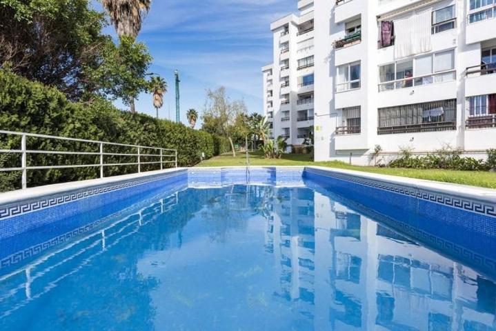 Apartamento en alquiler en Marbella photo 0