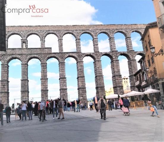 Local comercial en alquiler en Segovia, Avenida del Acueducto photo 0