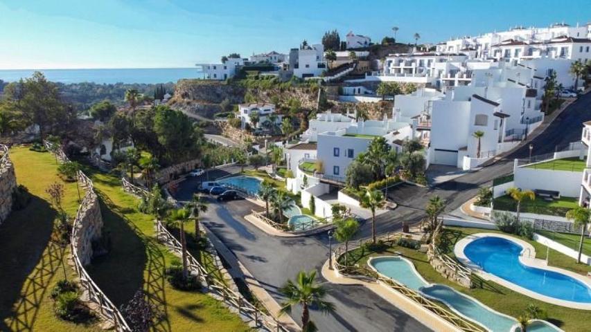 Aticos en alquiler en Benahavís, El Paraíso Alto photo 0