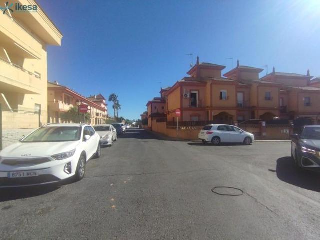 Adosada en venta en Lepe, Pinares de lepe photo 0