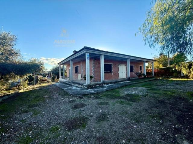 Casa con terreno en venta en Córdoba, El Higuerón photo 0